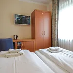 Szálloda Opal Laatzen