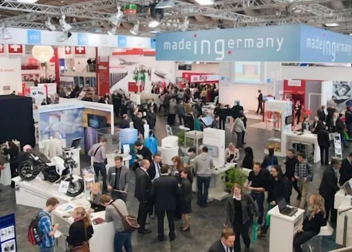 奥派酒店 3* 拉岑