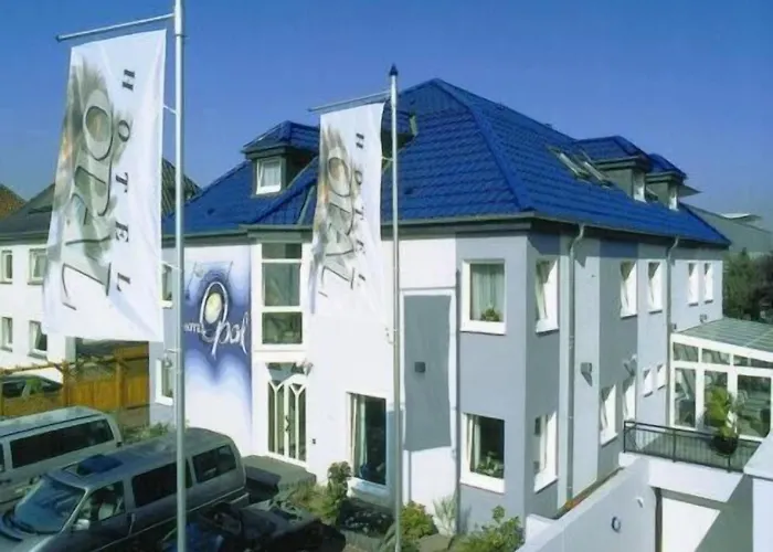 奥派酒店 3* 拉岑