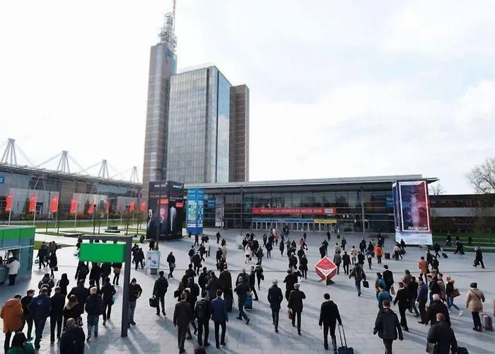 奥派酒店 3* 拉岑